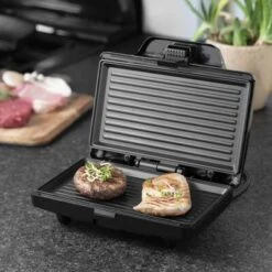 Bestron Sandwichmaker AMG750Z 750 W Zwart -Bestron image 1 440291